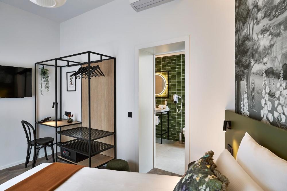 Urban Yard Hotel